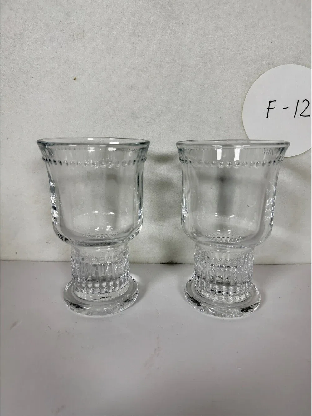 Set of 2 Clear Glass Pedestal Drinking Glasses Beaded Rim F-12